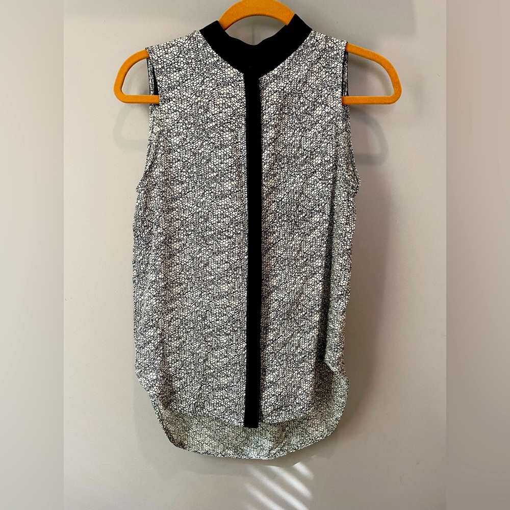 rag & bone Black and White Sleeveless Printed Blouse